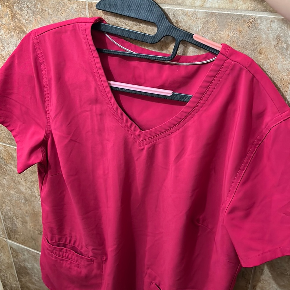 Pink Urbane scrub top medium